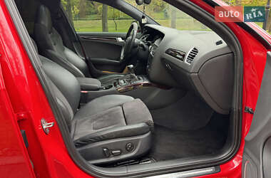 Седан Audi S4 2010 в  фото 63 Седан Audi S4 2010 в