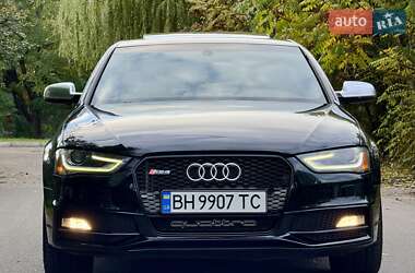 Седан Audi S4 2012 в  фото 2 Седан Audi S4 2012 в