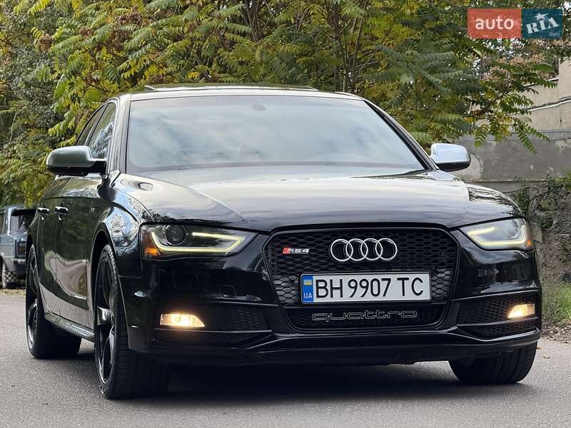 Седан Audi S4 2012 в Одессе