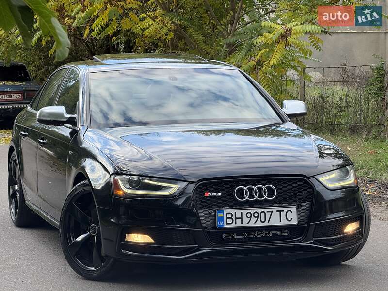 Седан Audi S4 2012 в Одессе