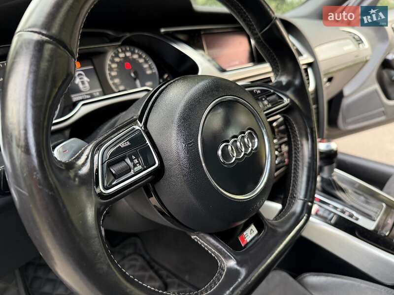 Седан Audi S4 2012 в Одессе