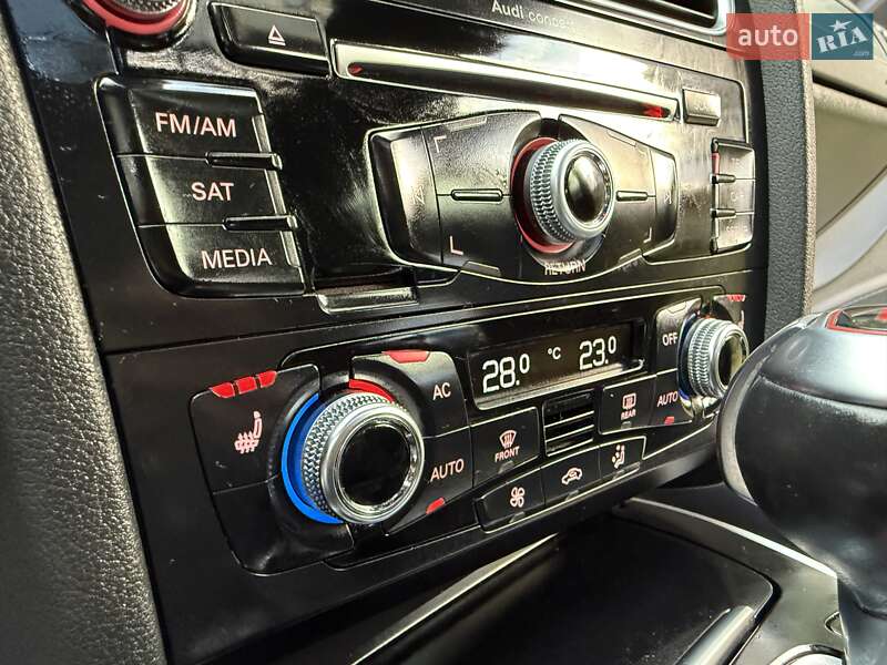 Седан Audi S4 2012 в Одессе