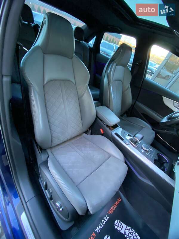 Седан Audi S4 2017 в Хмельницькому