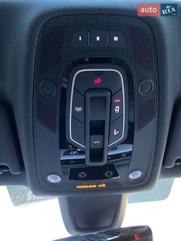 Седан Audi S4 2017 в Хмельницькому