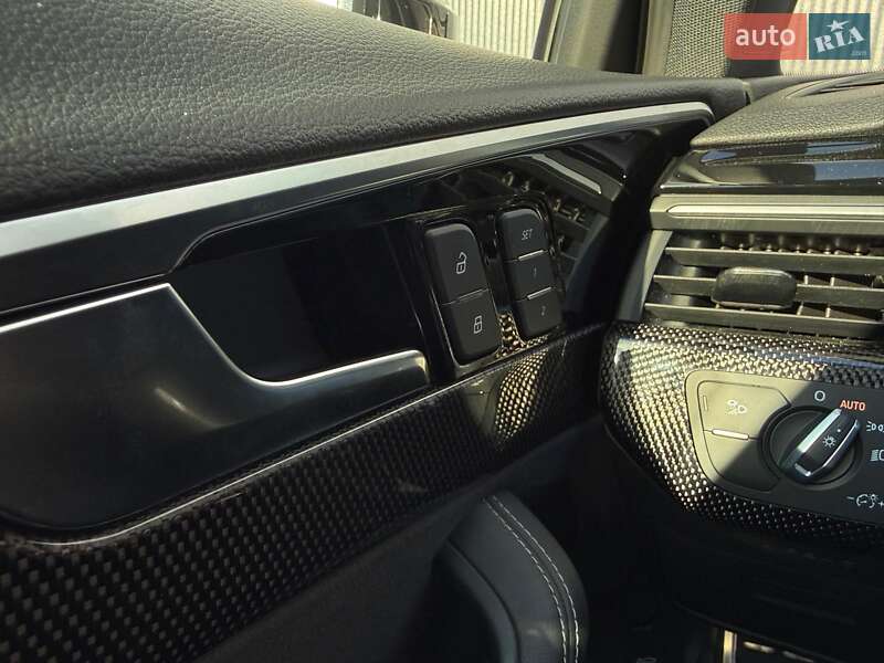 Седан Audi S4 2022 в Львове фото 24 Седан Audi S4 2022 в Львове