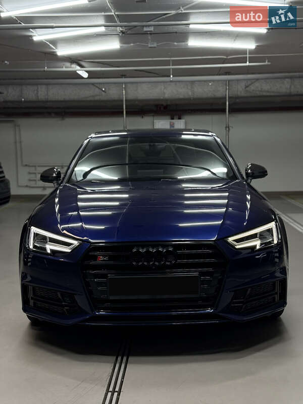 Седан Audi S4 2019 в Києві фото 3 Седан Audi S4 2019 в Києві