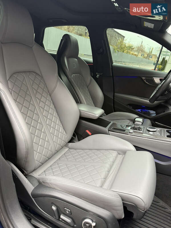 Седан Audi S4 2019 в Києві фото 20 Седан Audi S4 2019 в Києві