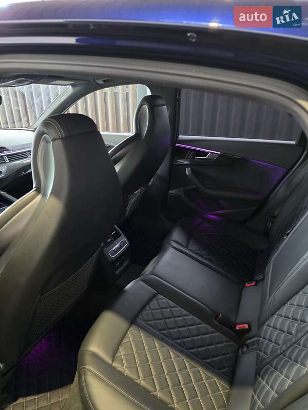 Седан Audi S4 2020 в Киеве