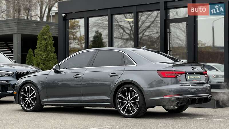 Седан Audi S4 2019 в Києві