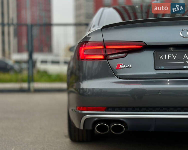 Седан Audi S4 2017 в Киеве фото 19 Седан Audi S4 2017 в Киеве