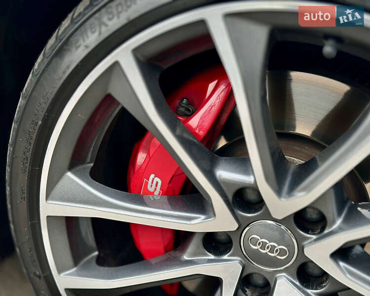 Седан Audi S4 2017 в Киеве фото 23 Седан Audi S4 2017 в Киеве