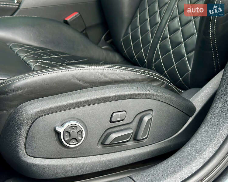 Седан Audi S4 2017 в Киеве фото 38 Седан Audi S4 2017 в Киеве