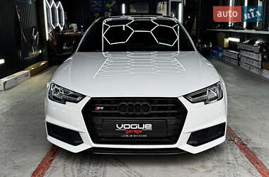 Седан Audi S4 2017 в Одесі