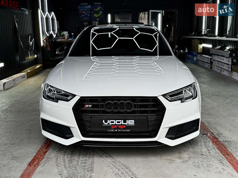 Седан Audi S4 2017 в Одесі фото Седан Audi S4 2017 в Одесі
