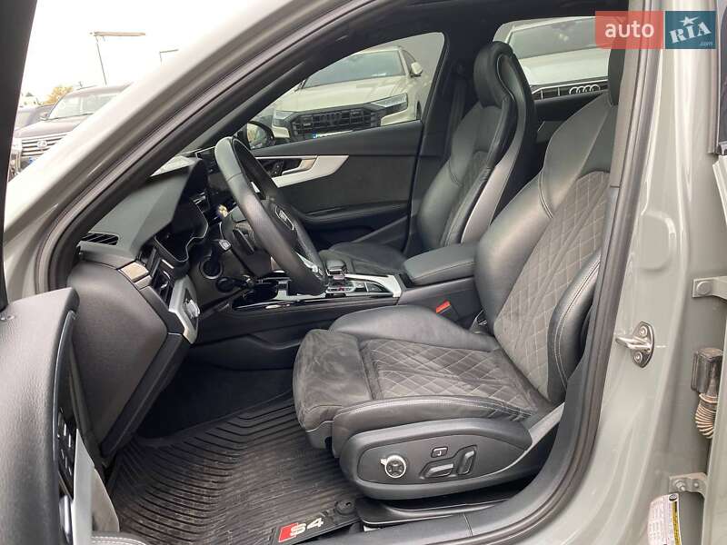 Седан Audi S4 2021 в Львове фото 19 Седан Audi S4 2021 в Львове