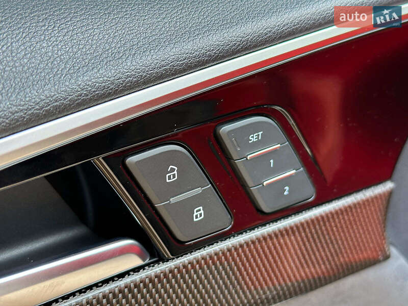 Седан Audi S4 2023 в Одесі фото 12 Седан Audi S4 2023 в Одесі