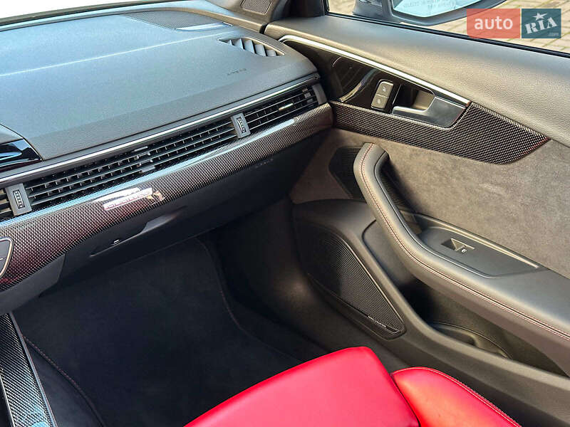 Седан Audi S4 2023 в Одесі фото 23 Седан Audi S4 2023 в Одесі