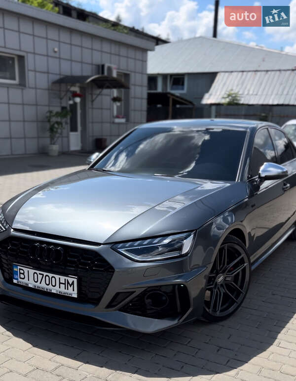 Седан Audi S4 2017 в Полтаве