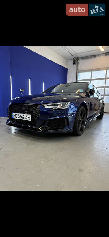 Седан Audi S4 2018 в Харькове