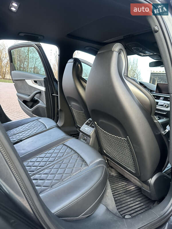 Седан Audi S4 2017 в Кам'янському фото 30 Седан Audi S4 2017 в Кам'янському