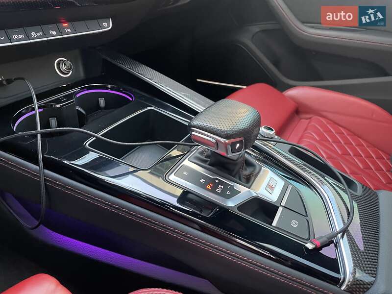 Седан Audi S4 2020 в Киеве фото 27 Седан Audi S4 2020 в Киеве