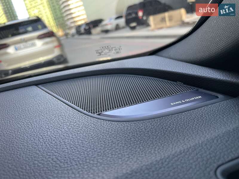 Седан Audi S4 2020 в Киеве фото 37 Седан Audi S4 2020 в Киеве