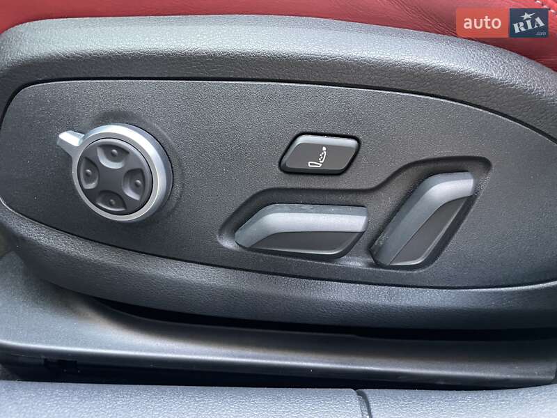 Седан Audi S4 2020 в Киеве фото 38 Седан Audi S4 2020 в Киеве