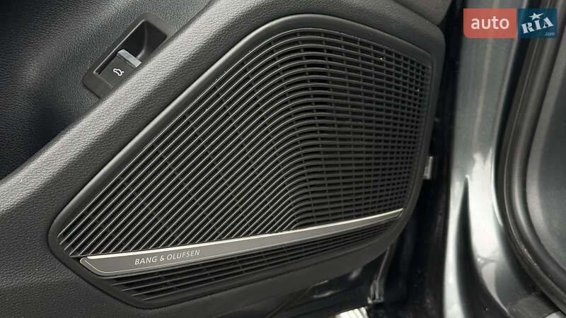 Седан Audi S4 2017 в Ивано-Франковске