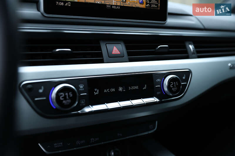 Седан Audi S4 2017 в Луцке