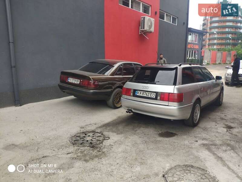 Седан Audi S4 1992 в Киеве