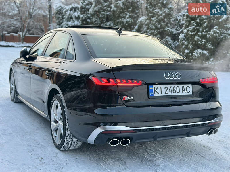 Седан Audi S4 2019 в Киеве