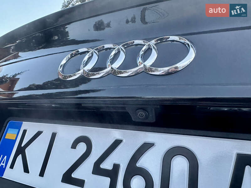 Седан Audi S4 2019 в Киеве