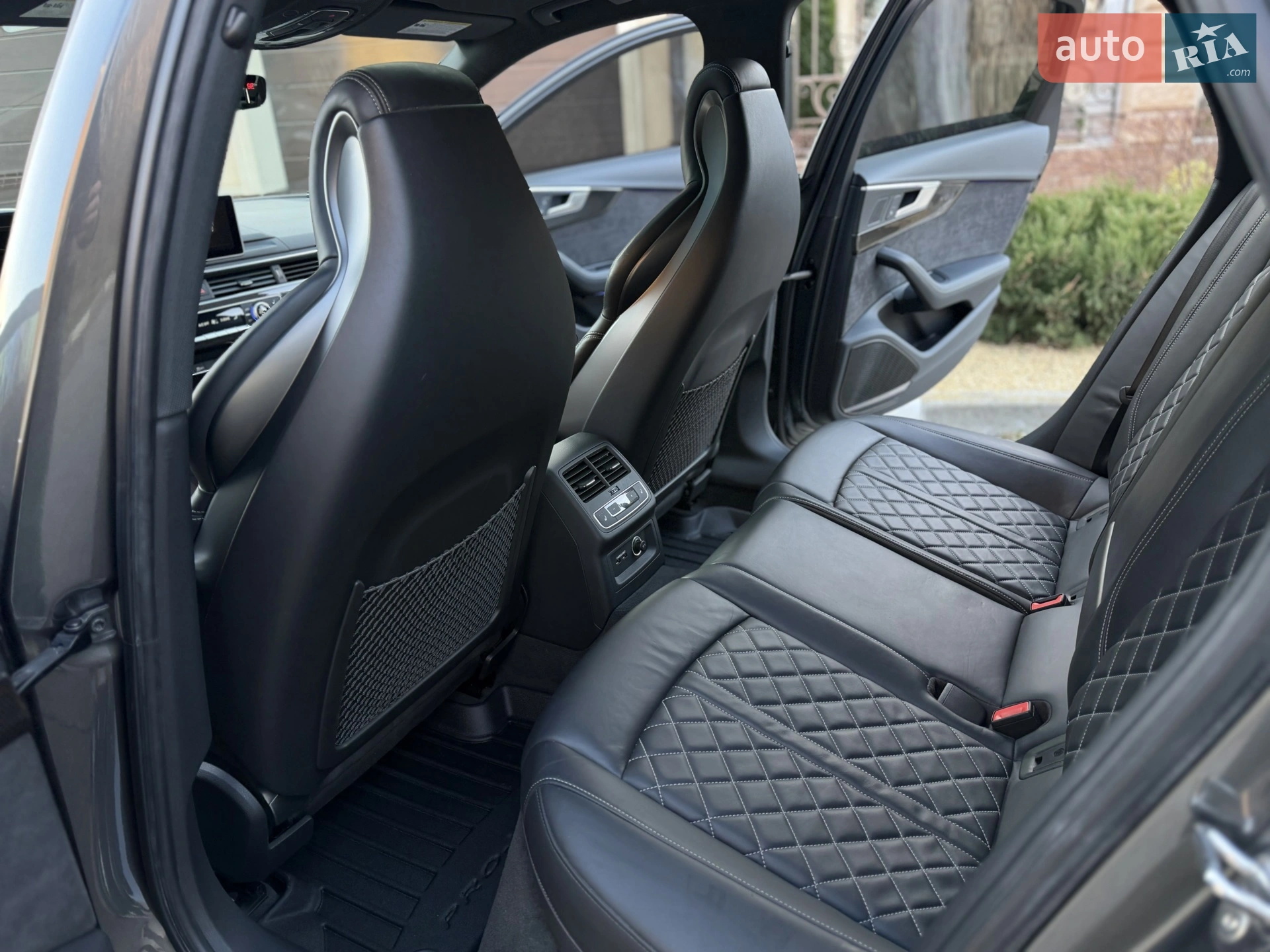 2019 Audi S4 - мініатюра 59