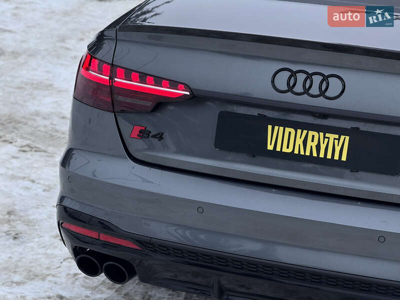 Седан Audi S4 2022 в Киеве