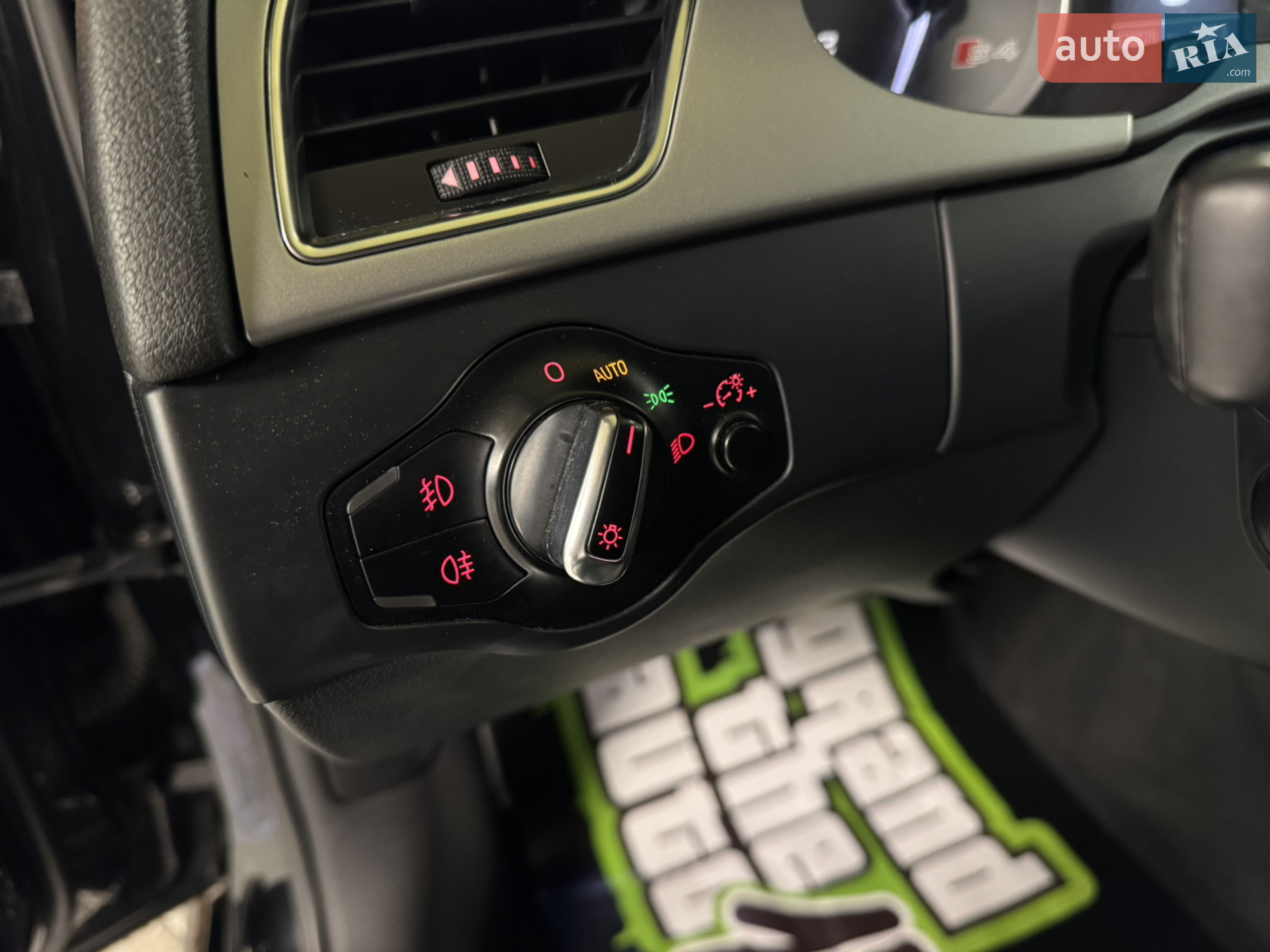 2012 Audi S4 - мініатюра 16
