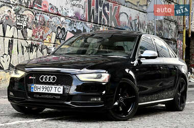Седан Audi S4 2012 в Одесі