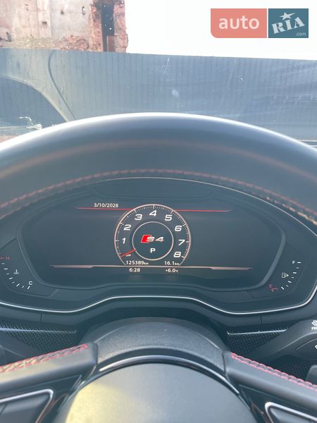 Седан Audi S4 2018 в Кривому Розі