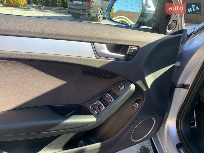 Седан Audi S4 2014 в Львове