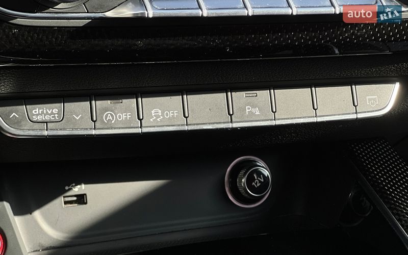 Седан Audi S4 2020 в Львові