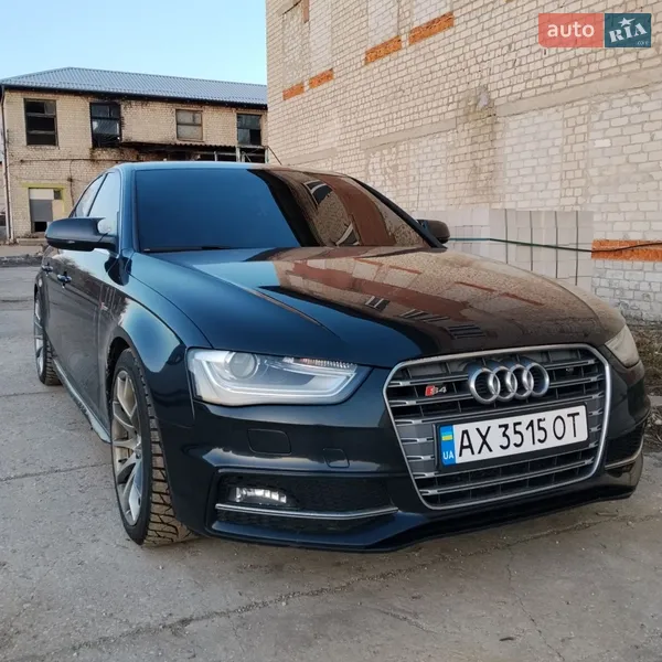 Audi S4