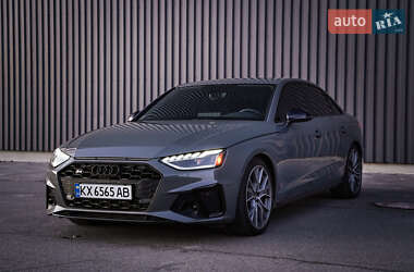 Седан Audi S4 2022 в Харькове