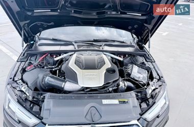 Седан Audi S4 2018 в Киеве
