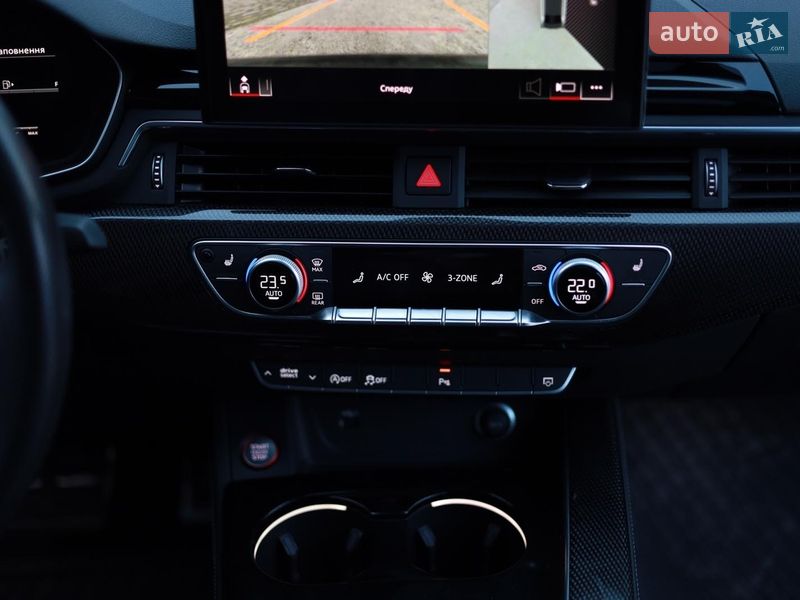 Седан Audi S4 2022 в Львове фото 23 Седан Audi S4 2022 в Львове