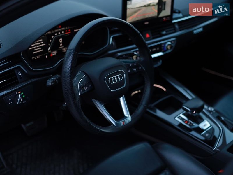 Седан Audi S4 2022 в Львове фото 36 Седан Audi S4 2022 в Львове