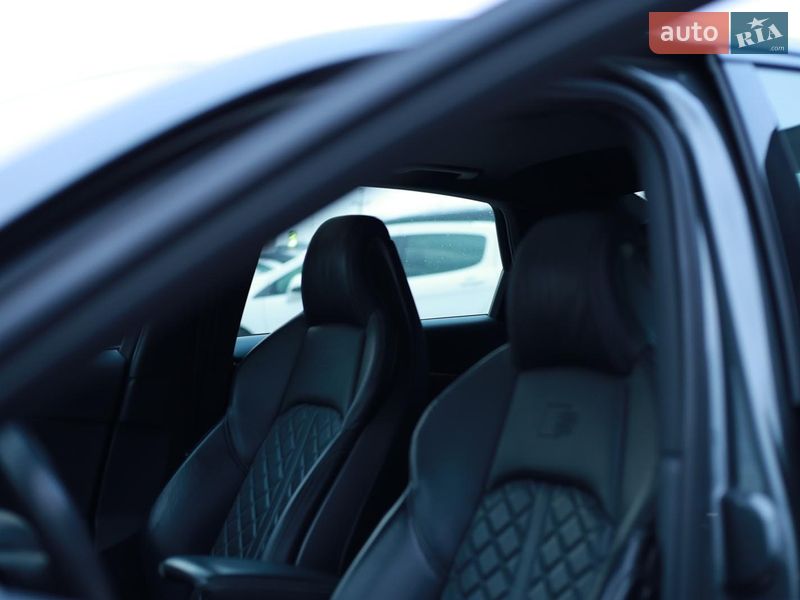 Седан Audi S4 2022 в Львове фото 40 Седан Audi S4 2022 в Львове