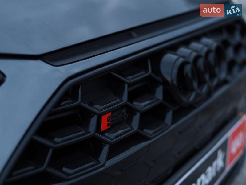 Седан Audi S4 2022 в Львове фото 44 Седан Audi S4 2022 в Львове