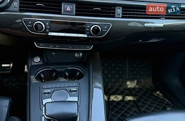 Седан Audi S4 2019 в Ірпені
