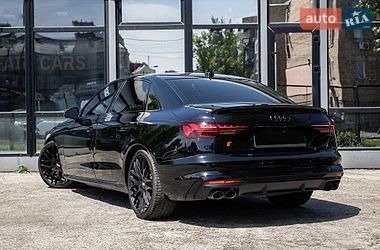 Седан Audi S4 2022 в Киеве