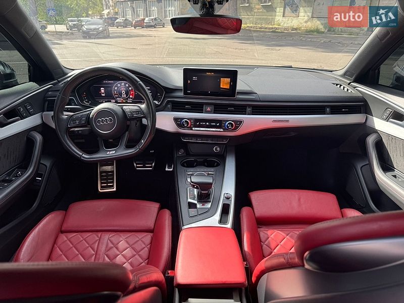 Седан Audi S4 2017 в Одессе