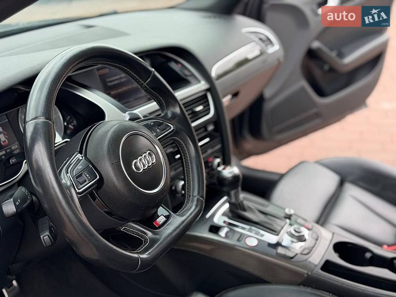 Седан Audi S4 2014 в Львове